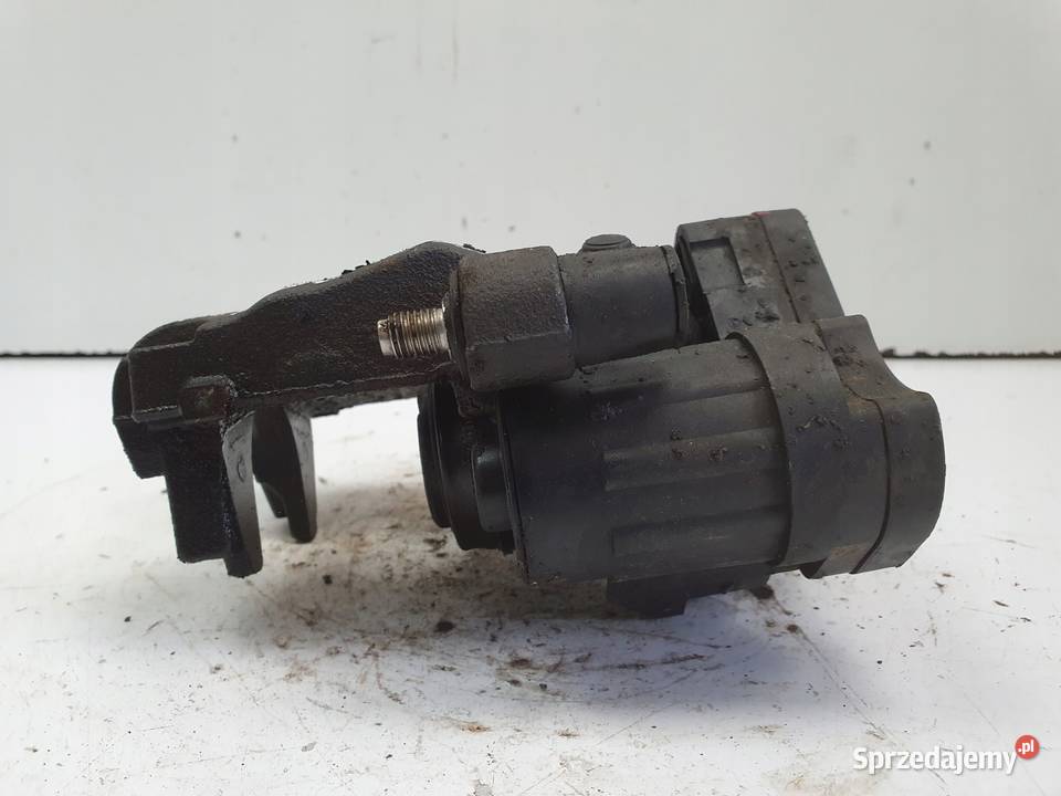 VW Passat B8 TYLNY ZACISK HAMULCOWY LEWY tył osobowe Zaciski i jarzma lubelskie Chełm