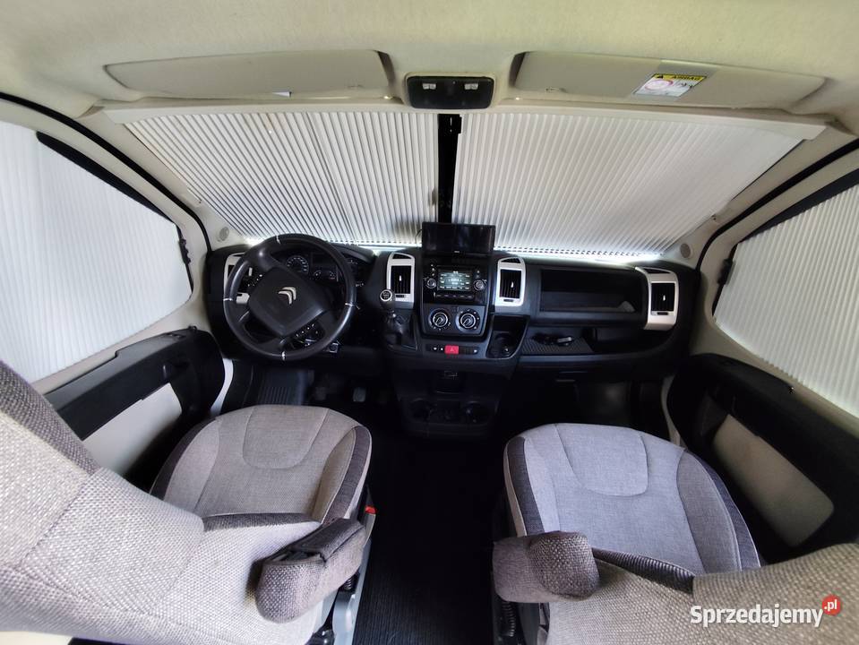 Kamper 30 180 koni zabudowa box Star 600 zadbany