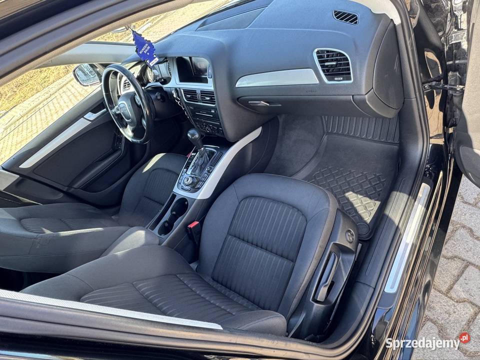 Sprzedam Audi A4 B8 gniazdo SD