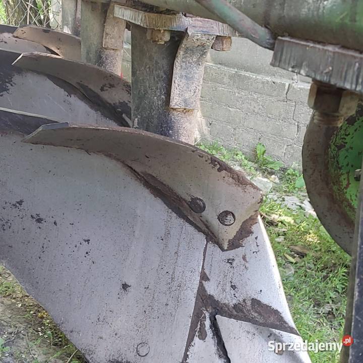 Pługi 4 skibowe Bomet Chełm sprzedam