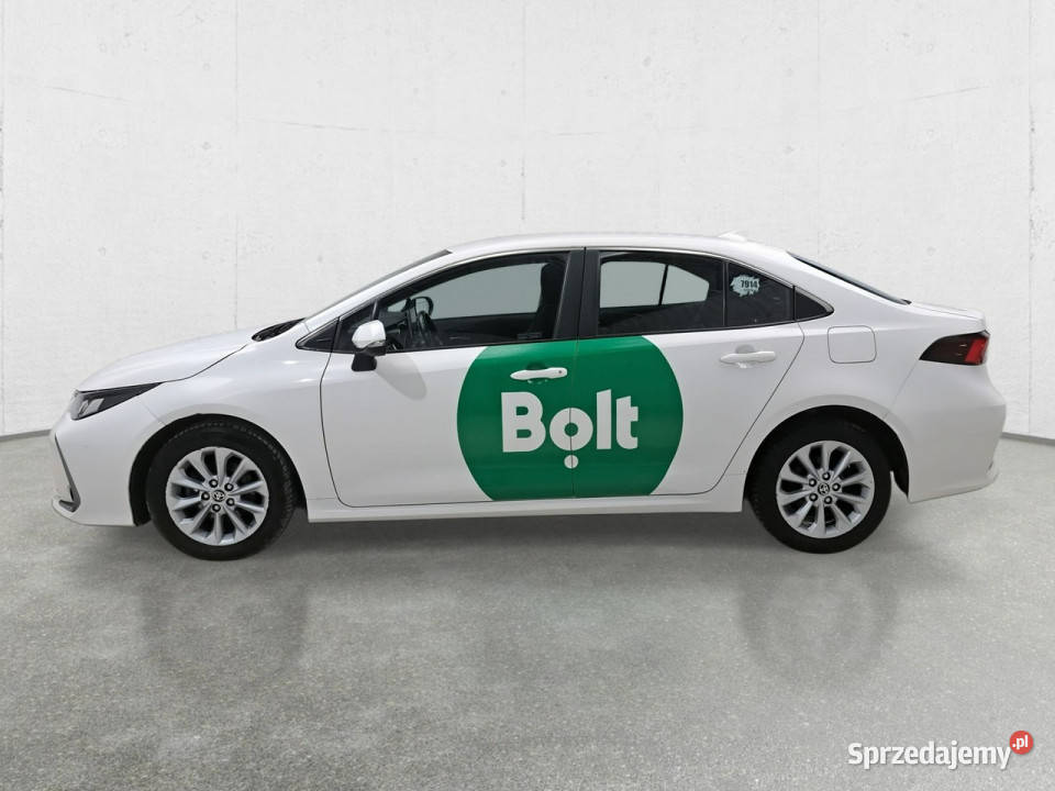 Toyota Corolla Seria E16 2012 98KM Komorniki