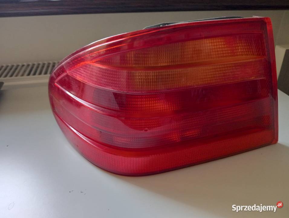 Lampa tylna Mercedes W210 Stargard