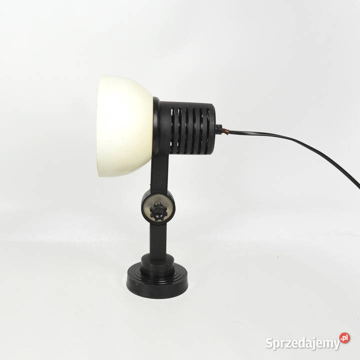 Industrialny kinkiet PolamPułtusk Polska lata 70 biały Wyposażenie wnętrz mazowieckie