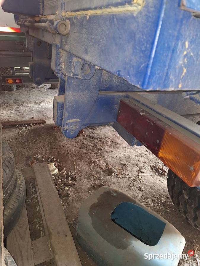 Przyczepa wywrotka jednoosobowa nieuszkodzony Krzczonów-Sołtysy