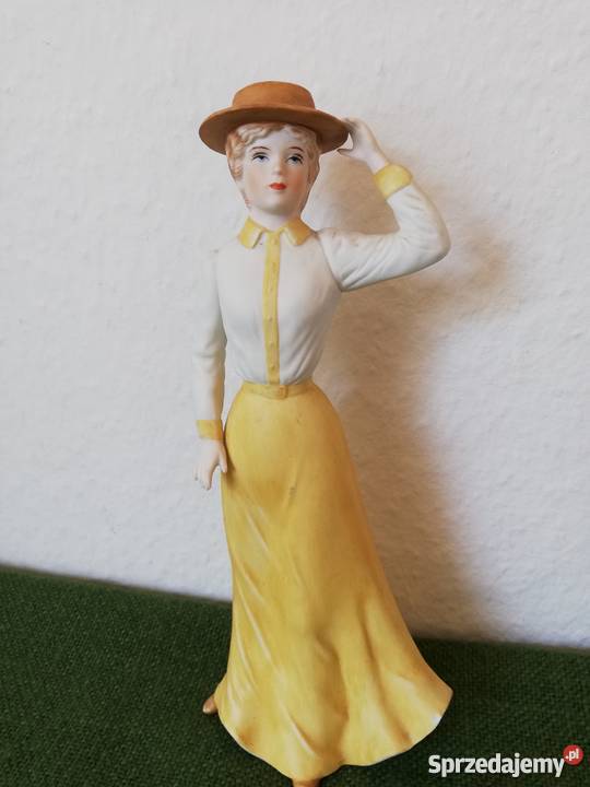 Dama w kapeluszu figurka Royal Porcelana i szkło sprzedam