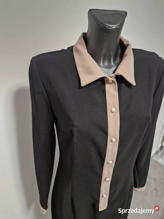 Elegancka klasyczna sukienka marki Perteve