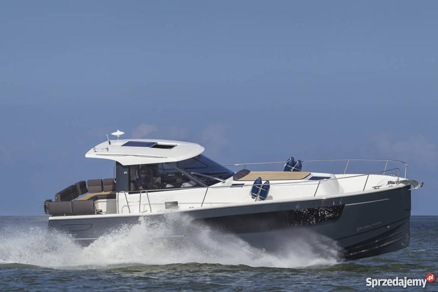 Nautika 1100 R jacht z opcją pływania w ślizgu