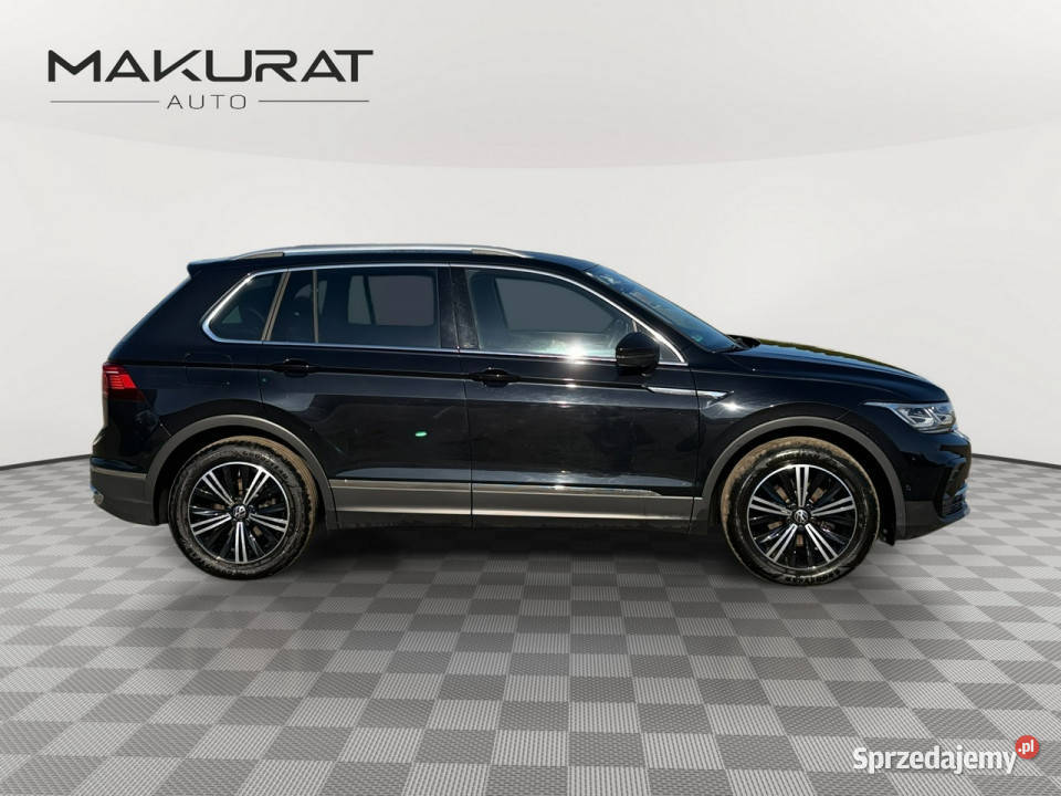 Volkswagen Tiguan WZ352CP20 TDI SCR Elegance DSG Rok produkcji 2021 Pępowo