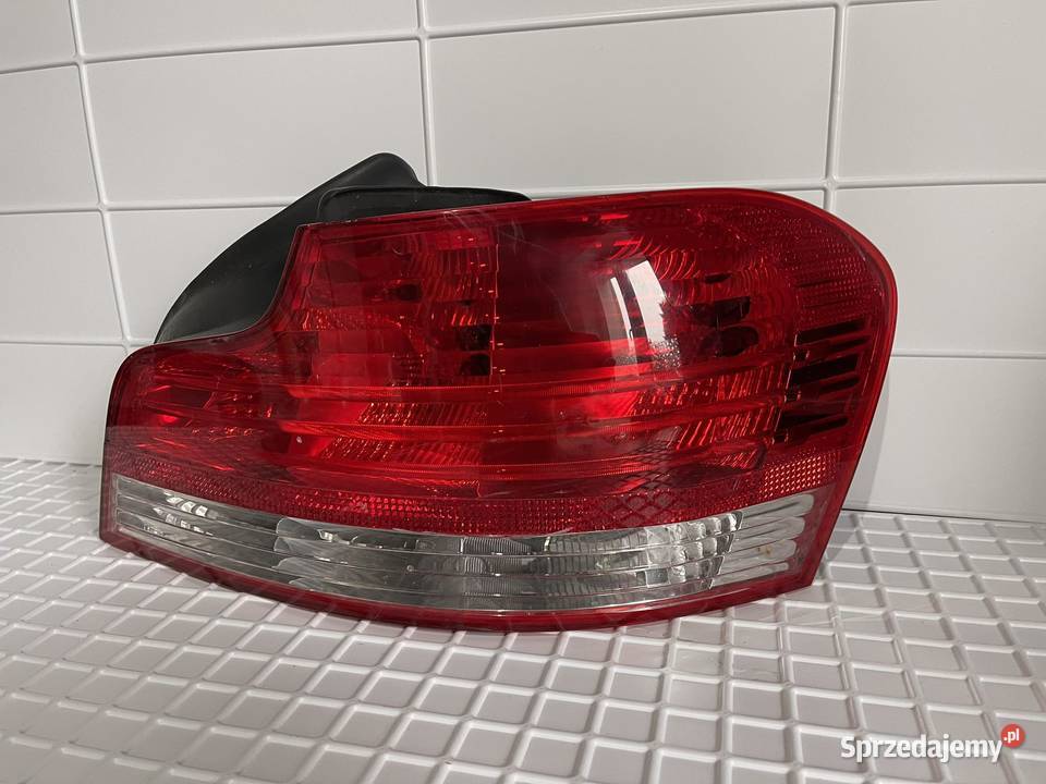 BMW 1 PRAWA LAMPA TYŁ CABRIO Oświetlenie Ostroróg