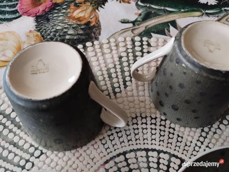 PRL filiżanki do kawy kropki Ćmielów Pruszków 2