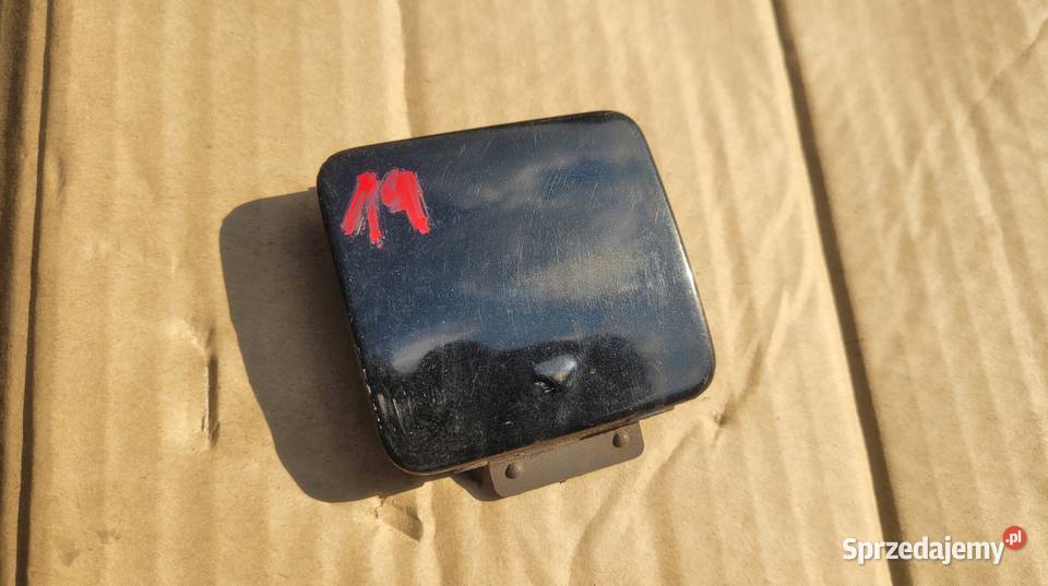 BMW 5 E61 KOMBI ZAŚLEPKA HAKA ZDERZAKA TYL osobowe Pozostałe sprzedam