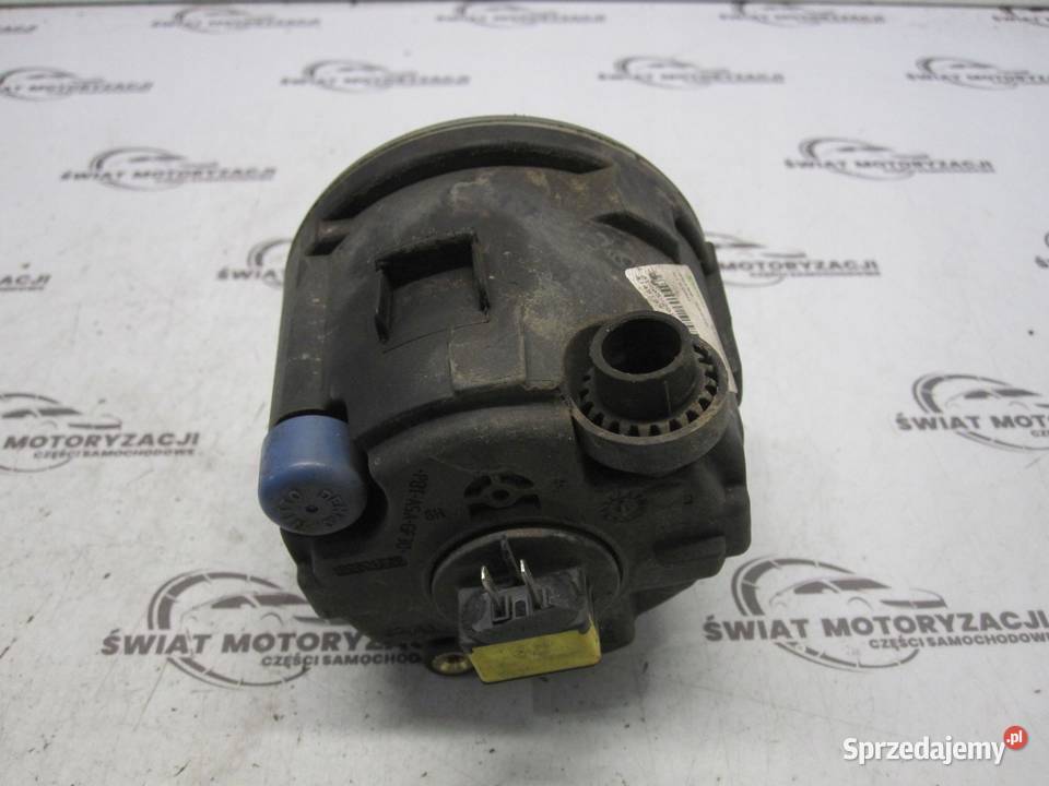 NISSAN JUKE 11r halogen lewy przód 89210600