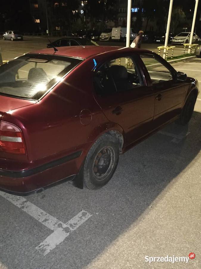 Skoda Octavia z gazem wiśniowy Octavia świętokrzyskie