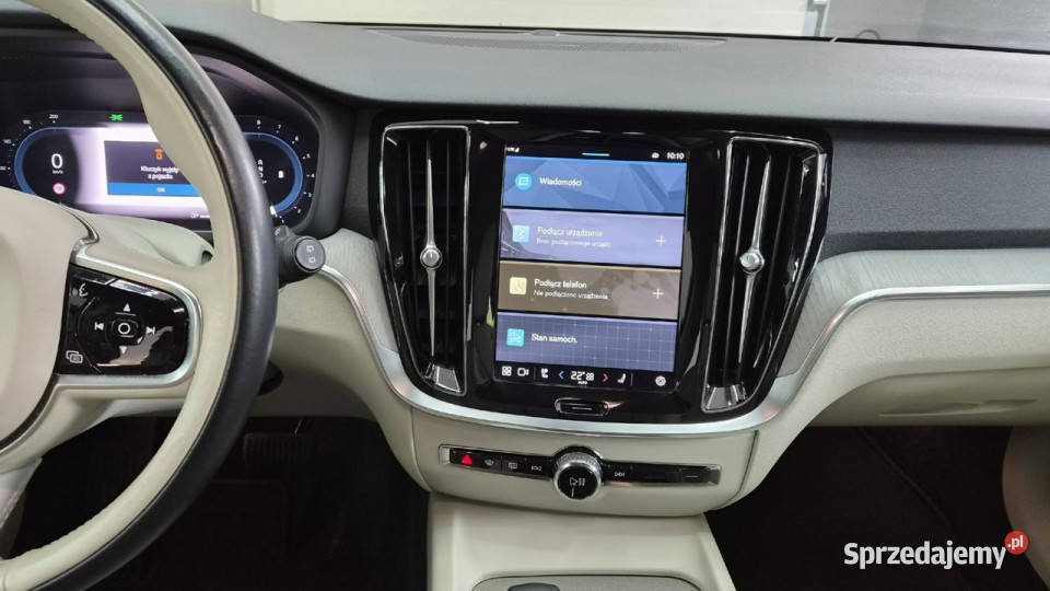 Volvo V60 Poleasingowe MHC II 2018 nieuszkodzony Komorniki