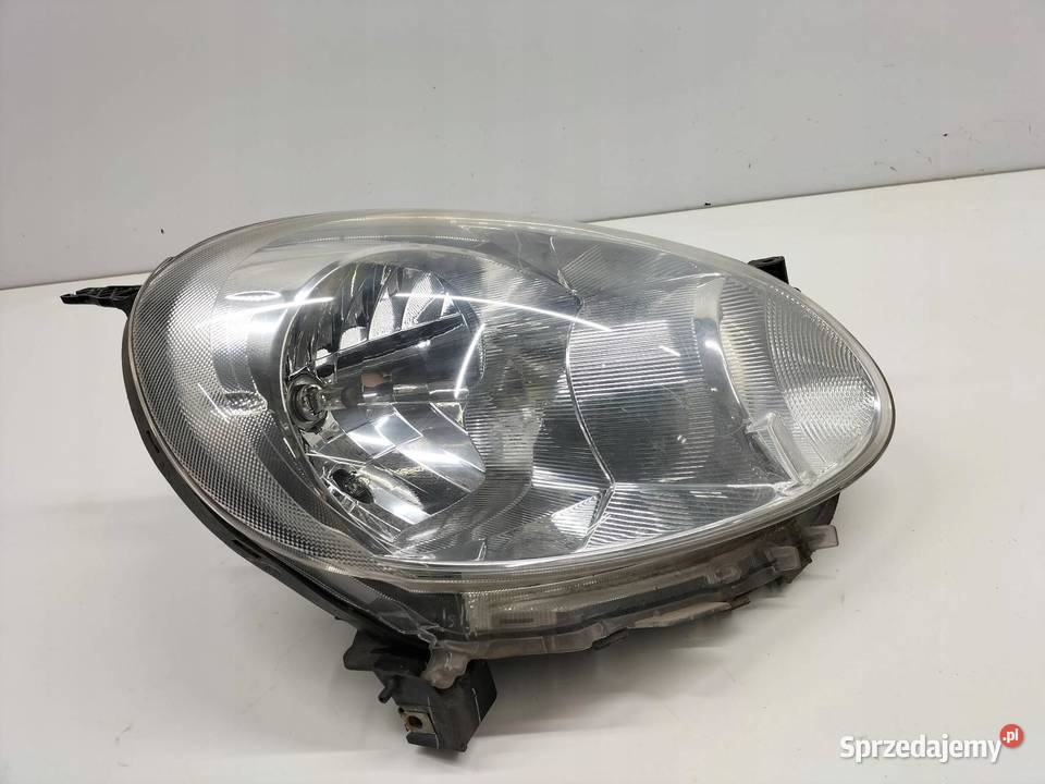 LAMPA PRZÓD PRAWA K13 EUROPA Nissan Micra IV świętokrzyskie