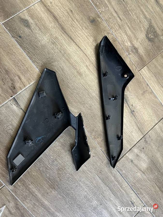 Suzuki GSXS 950 1000 owiewka lewa boczek Plastiki Czchów