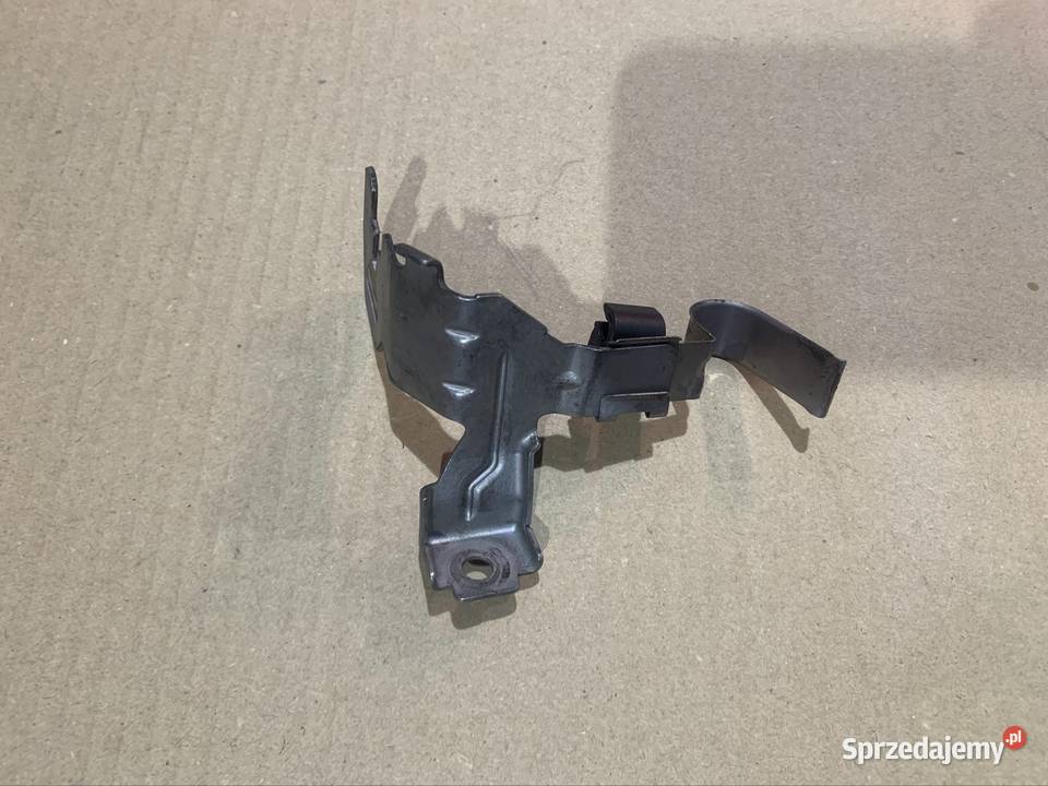 03L131529 uchwyt mocowanie zaworu podciśnienia Zawory podciśnienia Szczecin