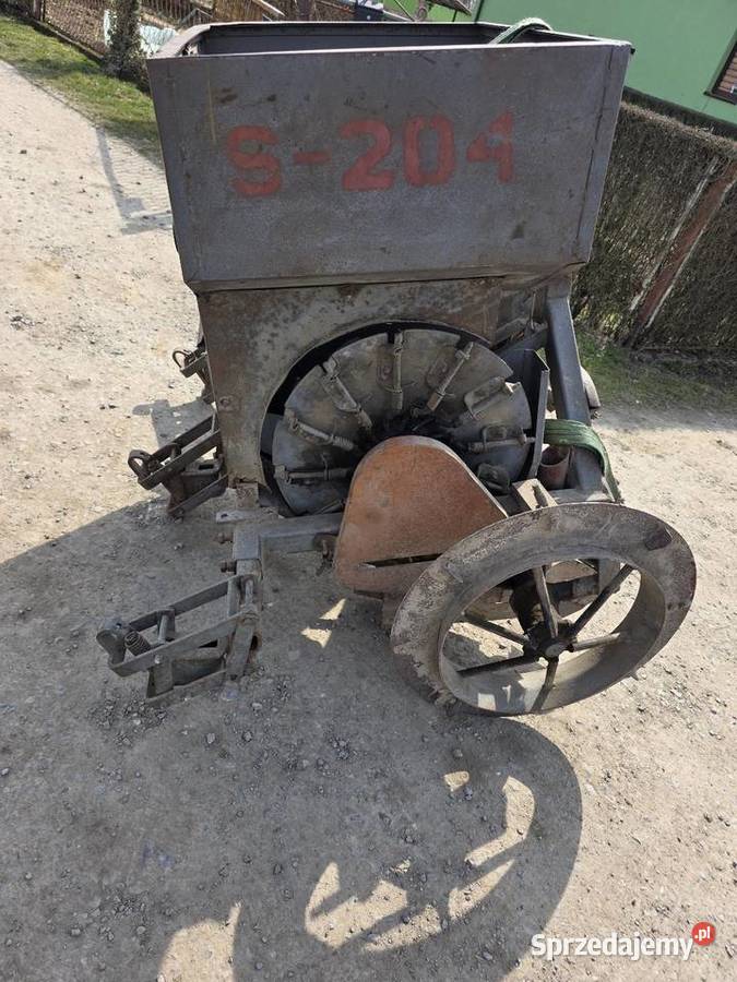 Sadzarka dwurzedowa do ziemniakow sprawna Samborzec