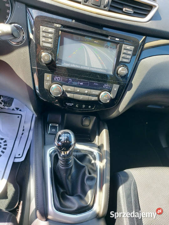 Nissan Qashqai 12 benzyna kamera navigacja 360