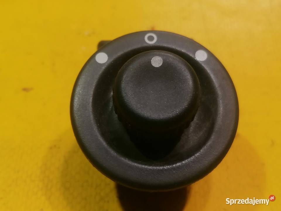 przełącznik lusterek 8pin8200002442 RenaultDacia
