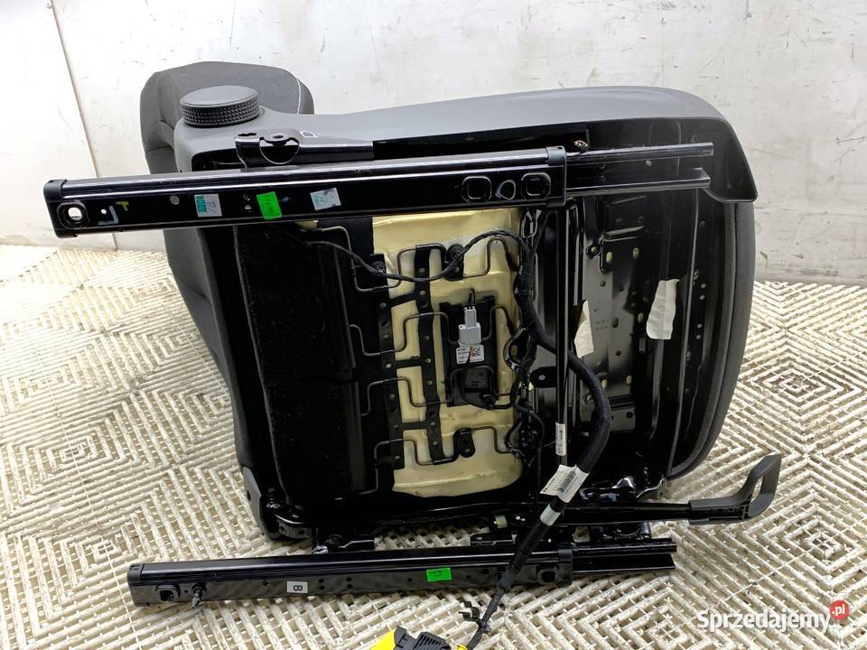 FOTEL PRAWY PRZÓD OPEL ASTRA K Inny SIEDZENIE