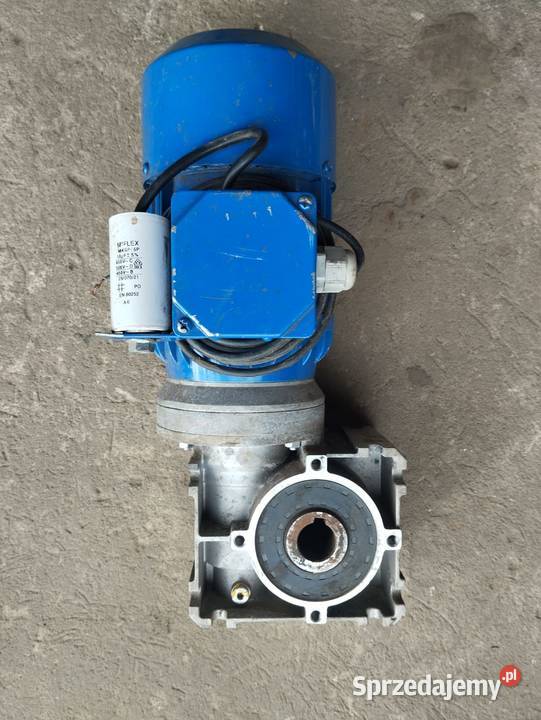 Silnik z przekładnią ślimakową do pieca