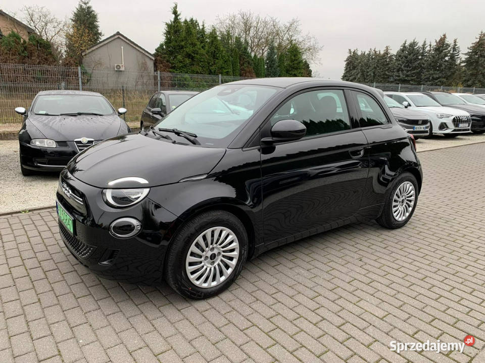 Fiat 500 500e nowy Zarejestrowany I 2007 lakier metallic