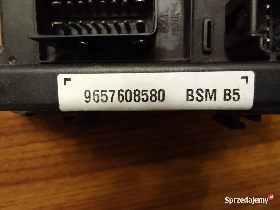 Krzynka bezpieczników Peugeot 9657608580 BSM 5 Tarnów