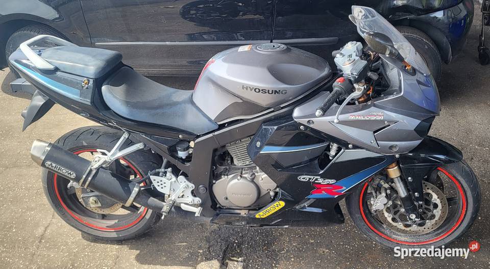 Hyosung GT 250 R GT 250R GT 650 silnik owiewka Nysa
