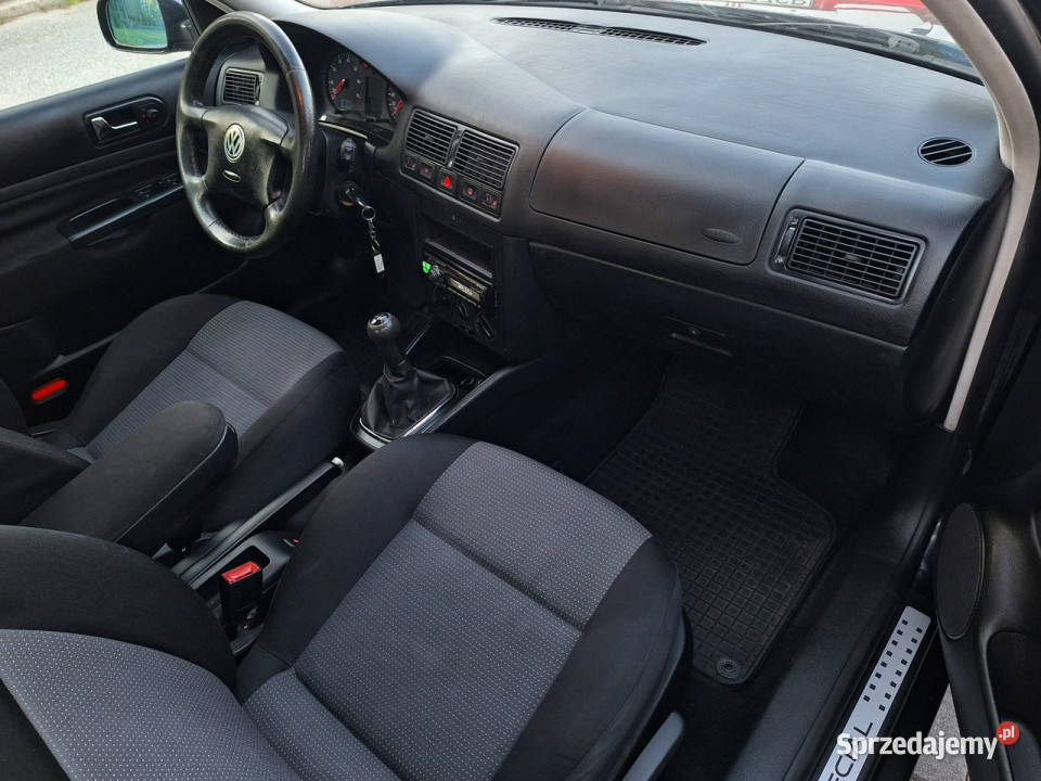 Volkswagen Golf 16 16V czarny 5DRZWI 16i IV Olsztyn