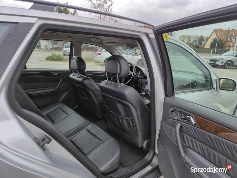 MercedesBenz Klasa C 220CDI avantgarde Rumia