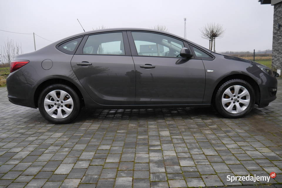 Opel astra 2016 16 16v Słomniki