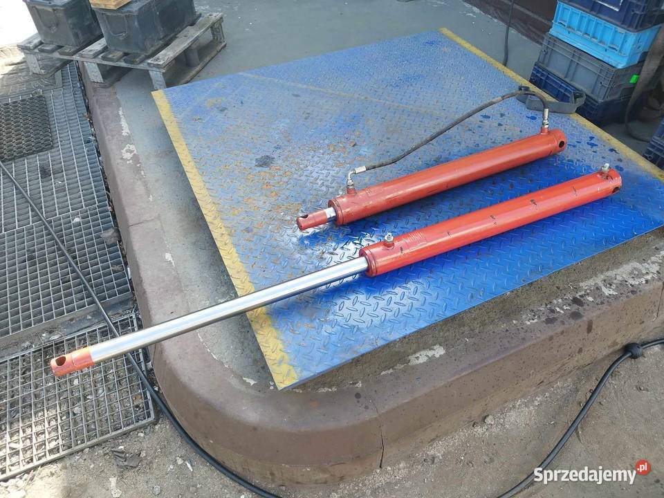 Siłownik hydrauliczny tłok Złożony 93 Strzyżew sprzedam
