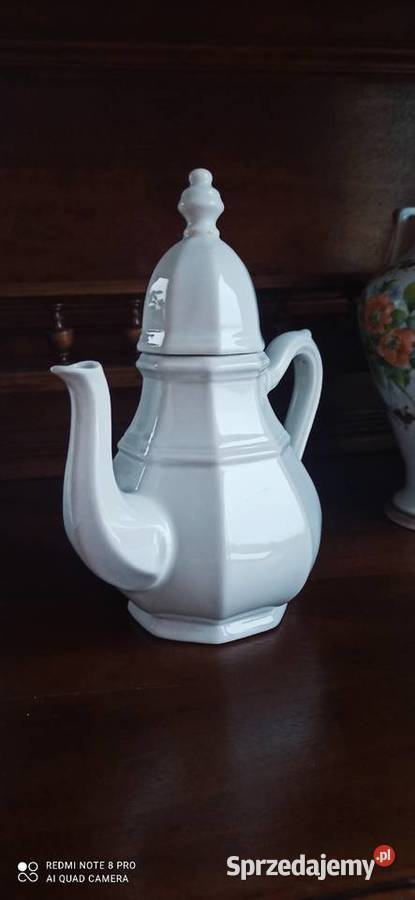 Dzbanek biały syg numeryczna 198612
Zachwyca pomorskie Gdańsk