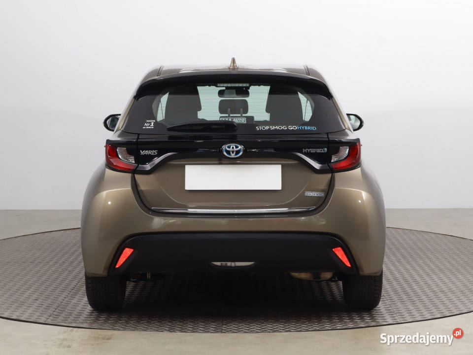 Toyota Yaris 15 VVTi Hybrid czujnik deszczu