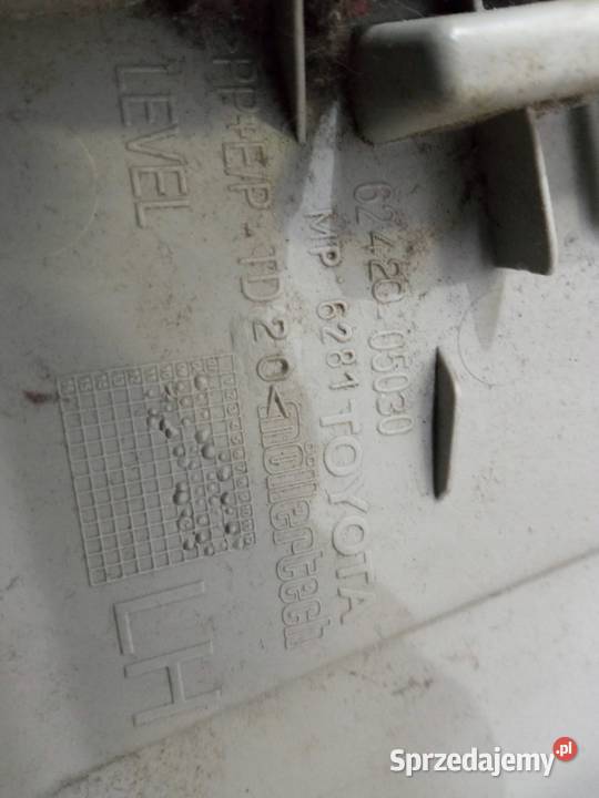 OSŁONA SŁUPKA A B LEWA PRAWA T27 KOMPLET Toyota