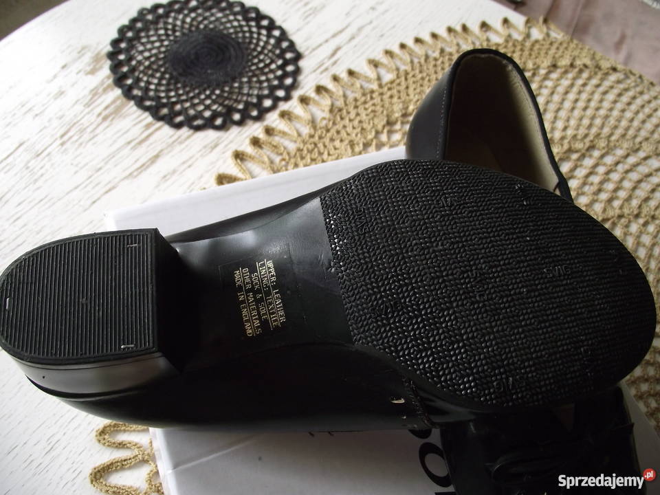 ANGIELSKIE MARKOWE CZÓŁENKA ZE SKÓRY r 375 Piła