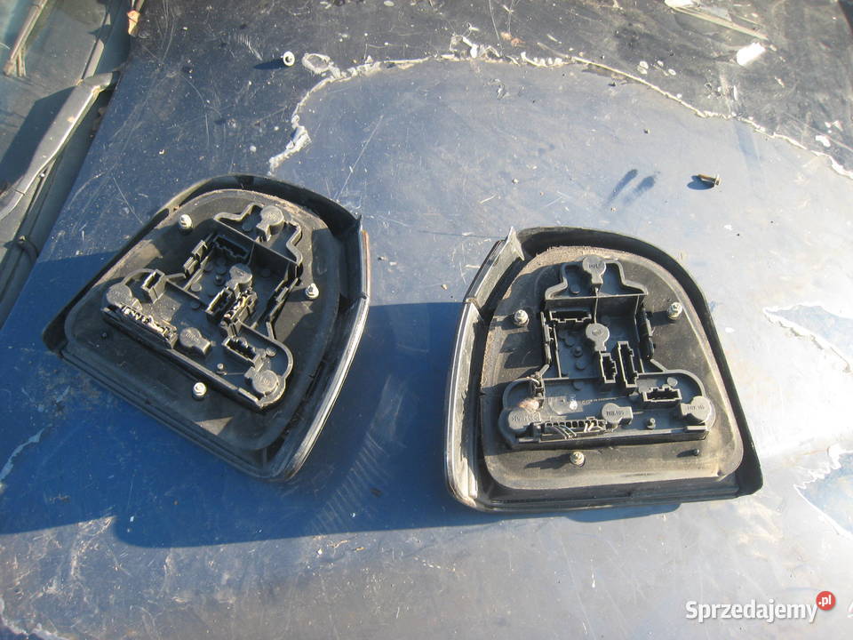 Lampa tylna prawa lewa Volkswagen Golf III osobowe Lampy tylne Kraków