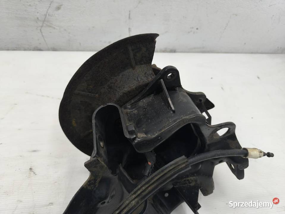 ZWROTNICA WAHACZ PRAWY TYŁ FORD FOCUS MK3 LIFT