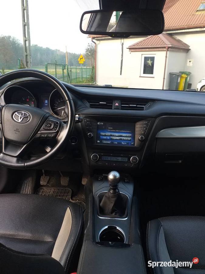 Toyota Avensis t29 D4D 20 2016r nieuszkodzony Niemodlin