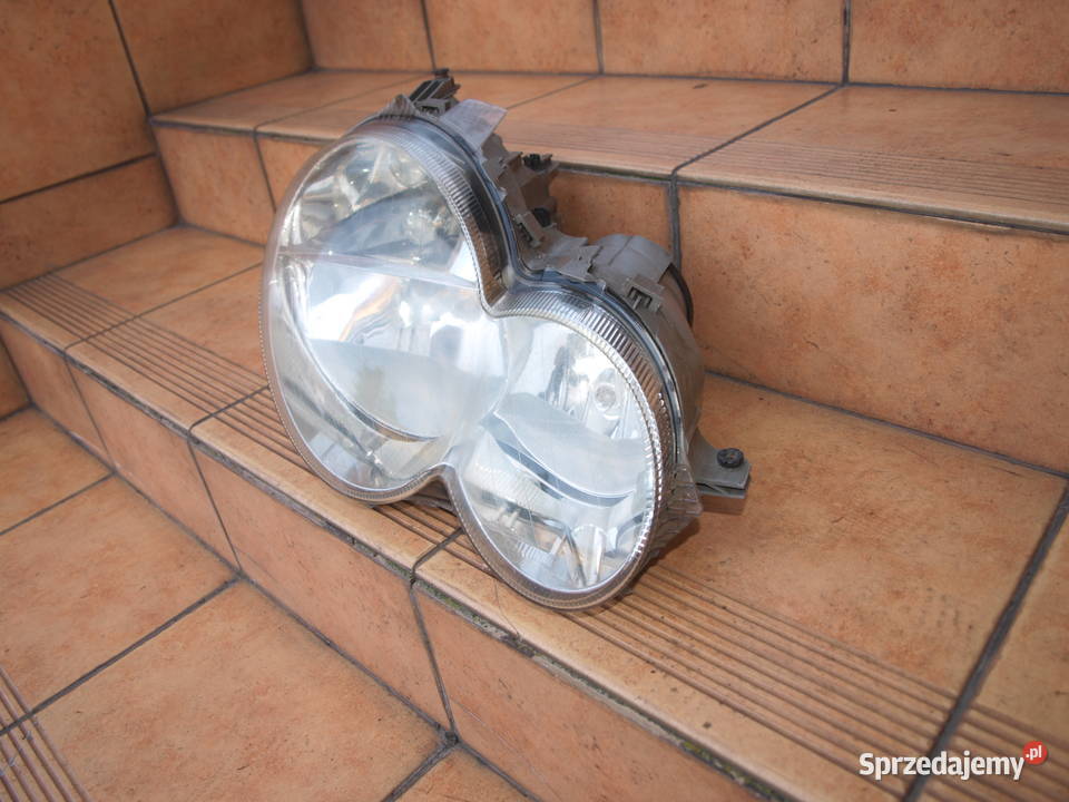 Mercedes C klasa W203 lampa prawa przód zwykła wielkopolskie Kalisz