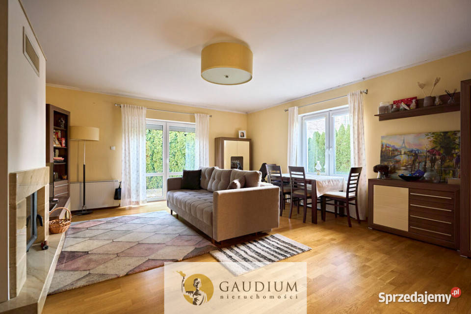 Kameralny dom w Rumi Rumia