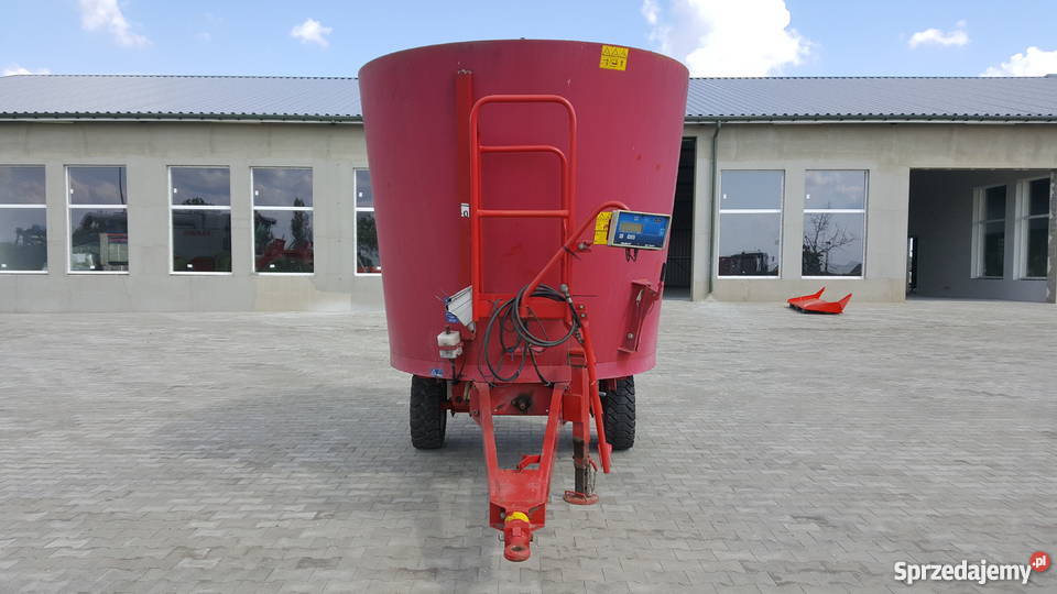 Paszowóz Trioliet 900 Wasilew Szlachecki sprzedam