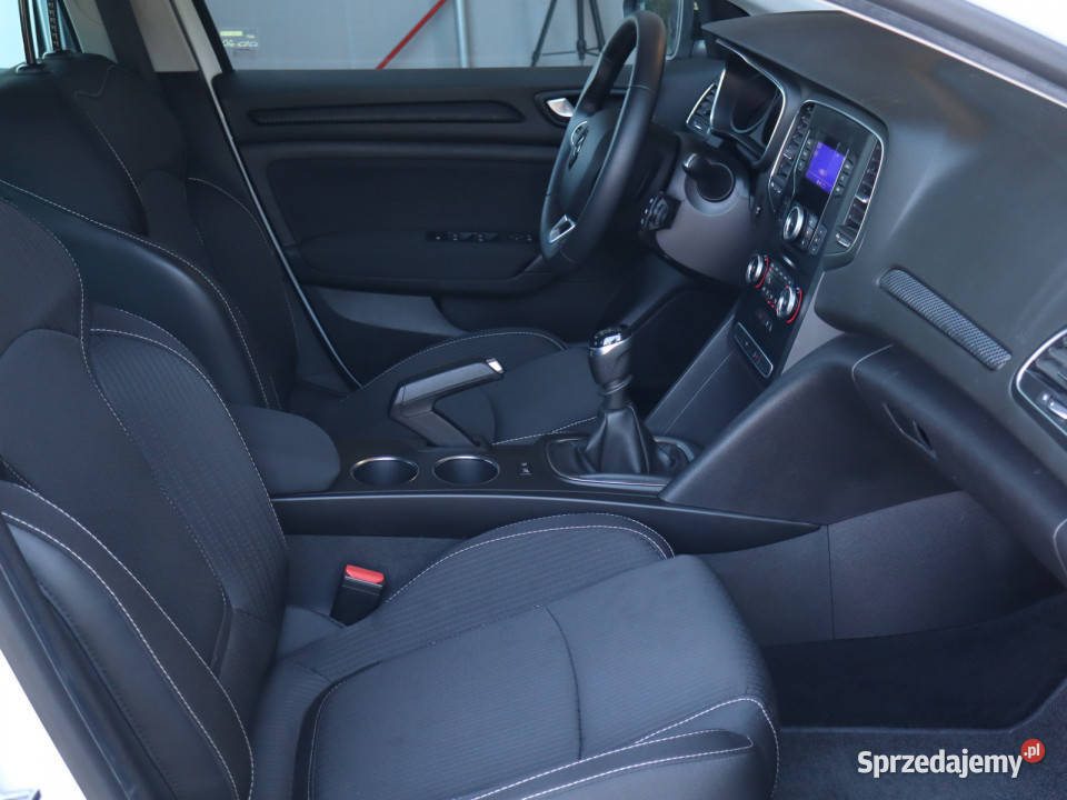 Renault Megane 12 TCe Rok produkcji 2018 Bielany Wrocławskie
