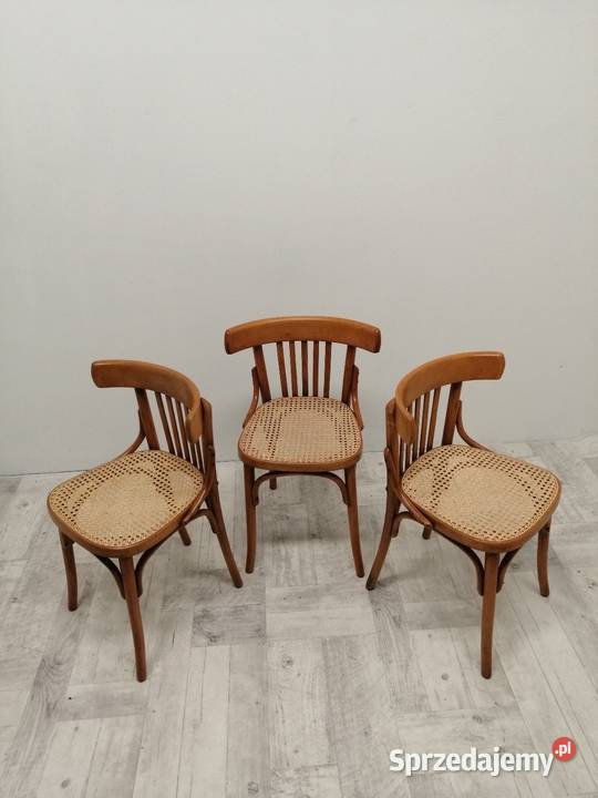 stare krzesło krzesła drewniane model Thonet Radomsko