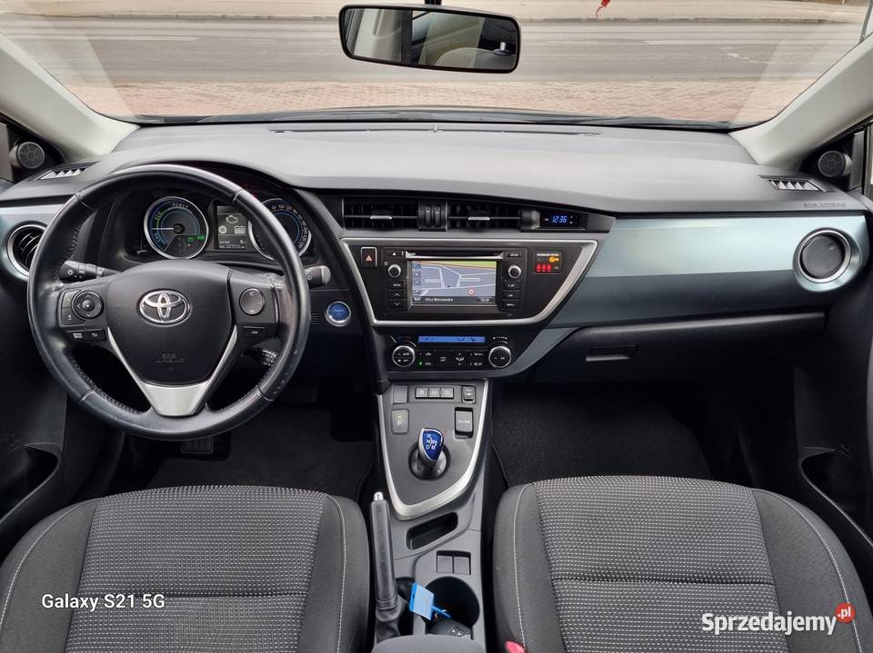 Toyota Auris HYBRYDA 18 136 nawigacja kamera alu aluminiowe felgi