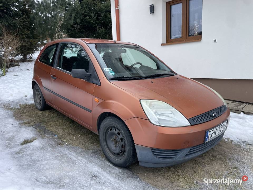 Ford Fiesta MK6 125 benzyna klimatyzacja Ford podkarpackie Nienadowa