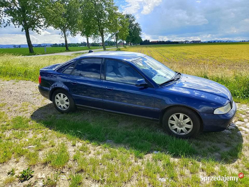 Sprzedam audi a4 B5 1999 102KM Tomkowa