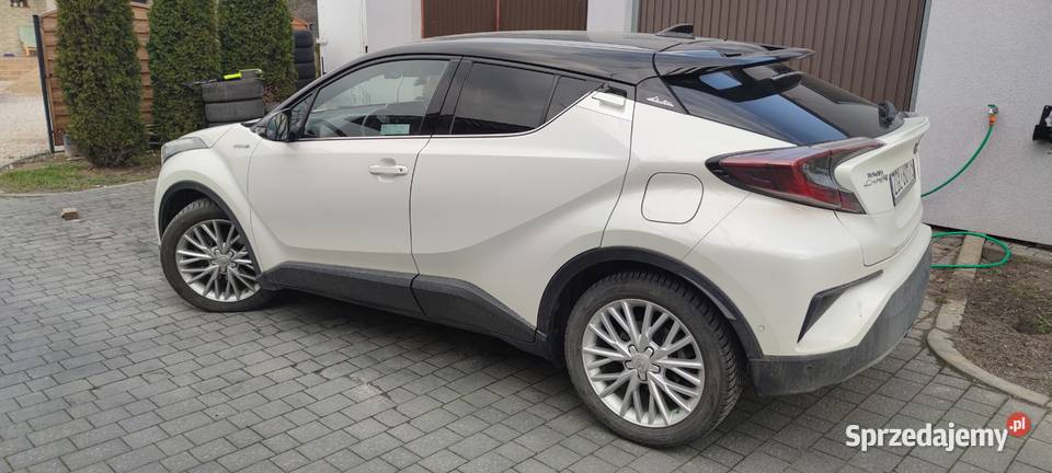 Toyota CHR hybrid Mały przebieg Salon Samochody osobowe Kielce