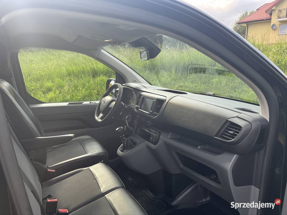 TOYOTA PROACE Bogate wyposażenie Piękna Krosno